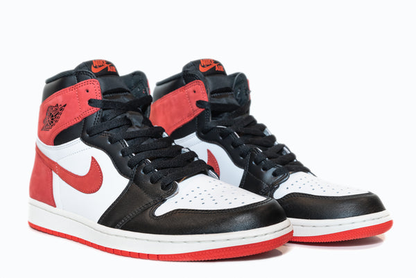 Aj 1 track red store