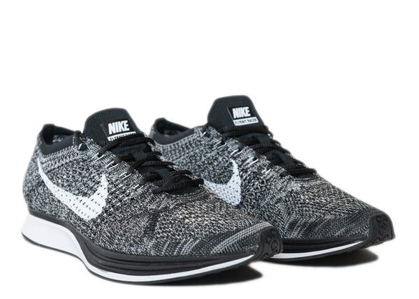 Nike Flyknit Racer "Oreo 2.0"